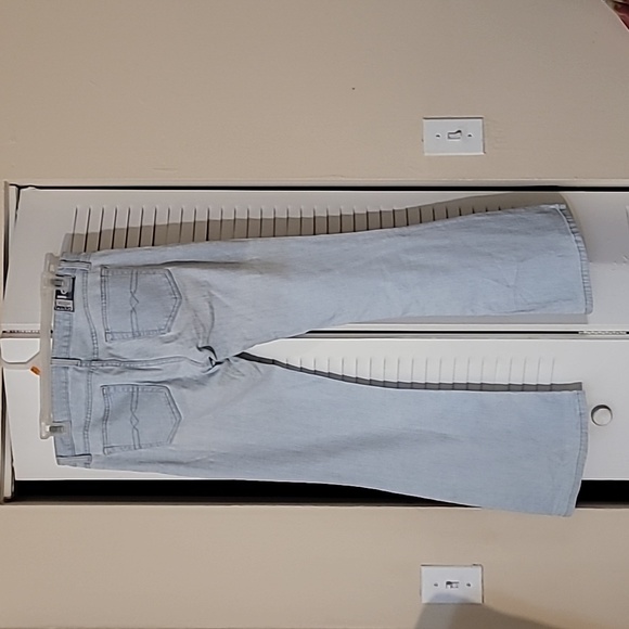 Lei Brand Junior's Size 7 Jean Pants - Picture 3 of 6
